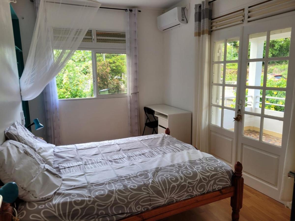 logement accès piscine Basse-Terre Extérieur photo